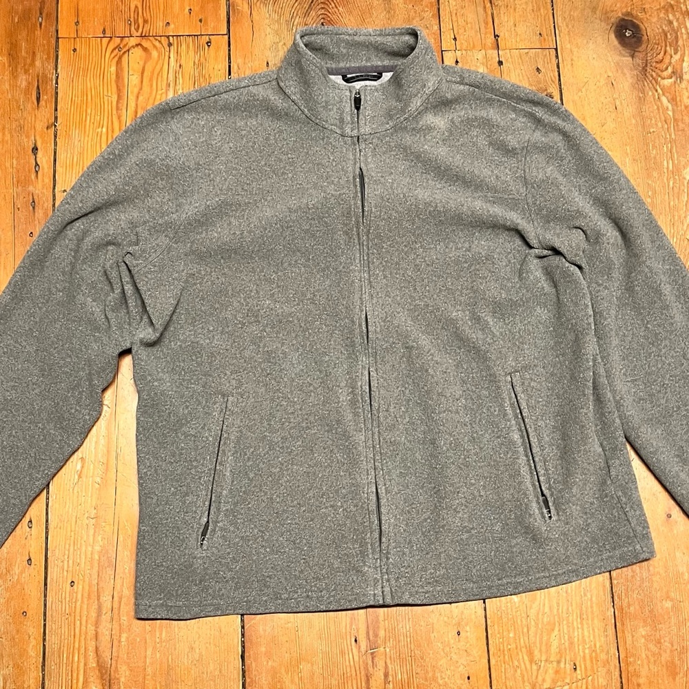 L.L. Bean Men's Heather Gray Zip-Up Fleece Jacket